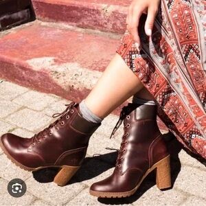 Timberland Women’s Allington 3” Lace-Up Boot